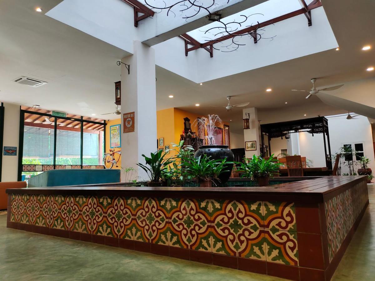 カピタン コンシ ブティック ホテル Malacca エクステリア 写真